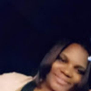 Meet your Posher, Tiara tiara